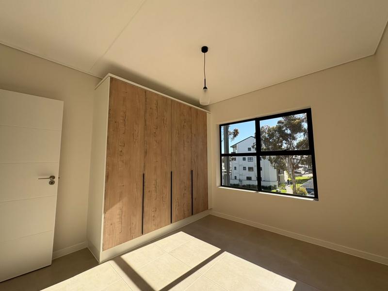 To Let 1 Bedroom Property for Rent in Richwood Western Cape